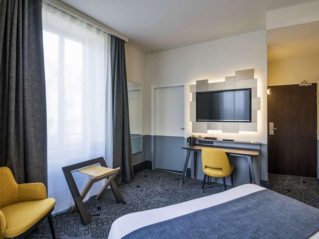 Hotel Mercure Rodez Cathedrale Oda fotoğraf