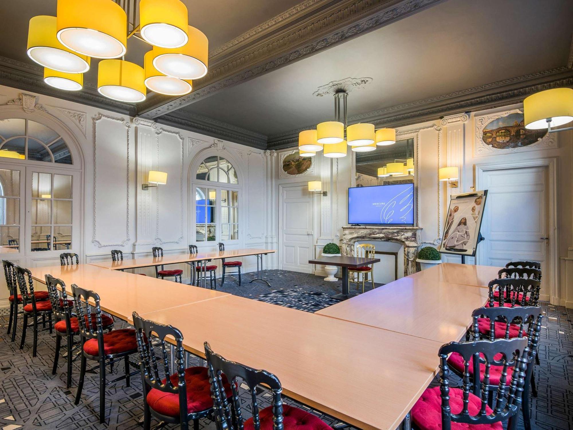 Hotel Mercure Rodez Cathedrale Dış mekan fotoğraf